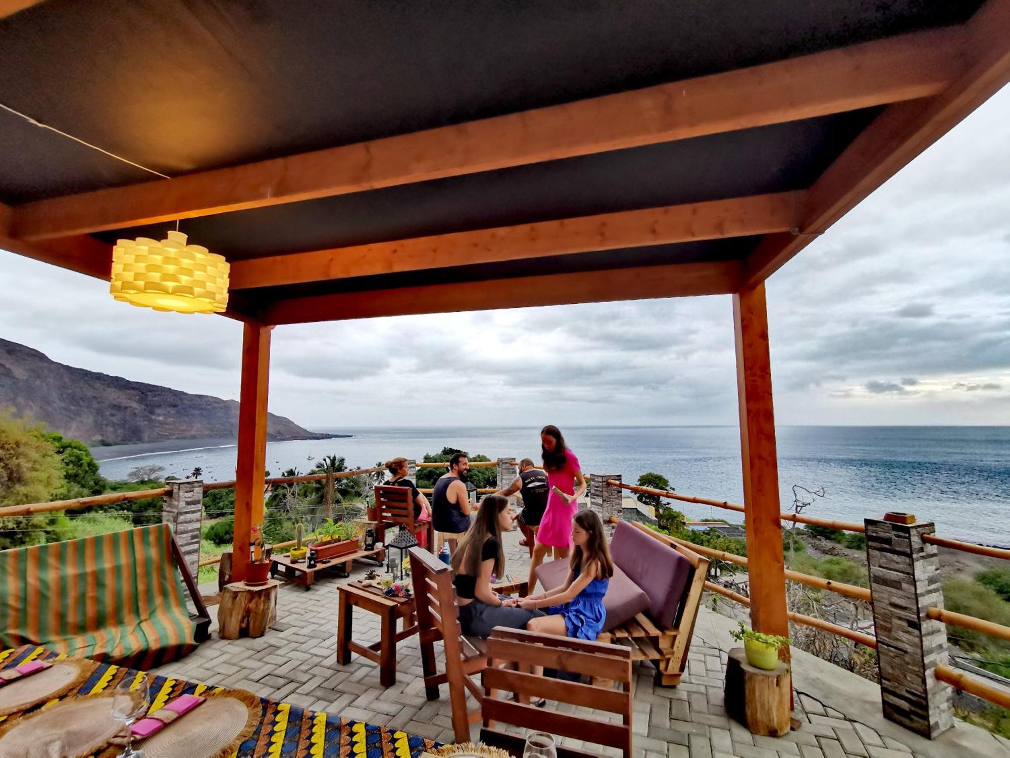 Bed and Breakfast Kaza Ladera à Seladinha Extérieur photo